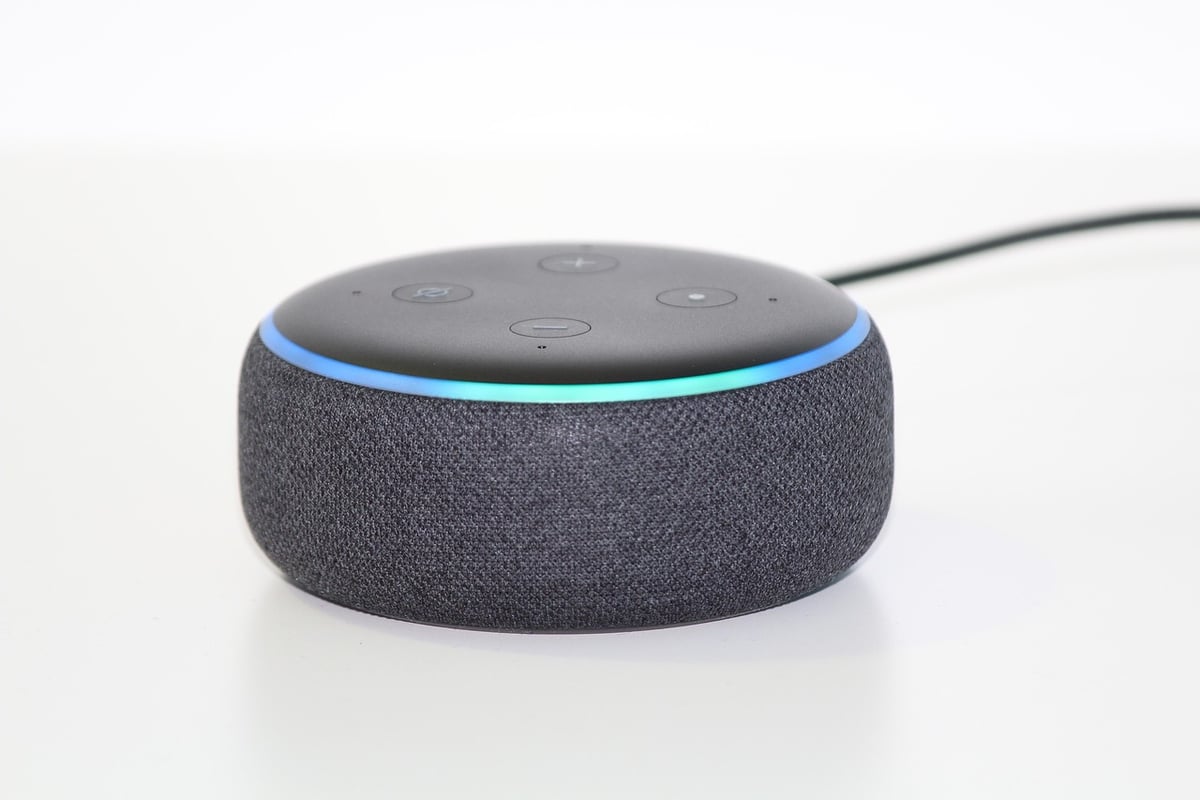 Comment connecter Alexa facilement : guide complet 2026