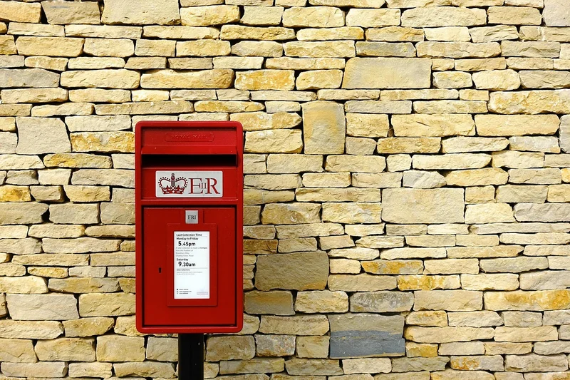 Étape 3 : accéder à votre boîte mail et récupérer vos emails
