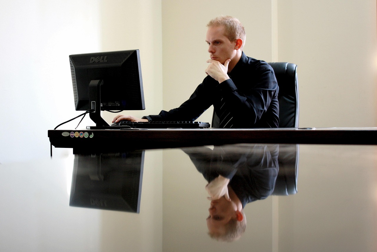découvrez des alternatives pratiques aux suites bureautiques classiques avec notre sélection de logiciels performants et gratuits. optimisez votre productivité sans compromis sur les fonctionnalités.