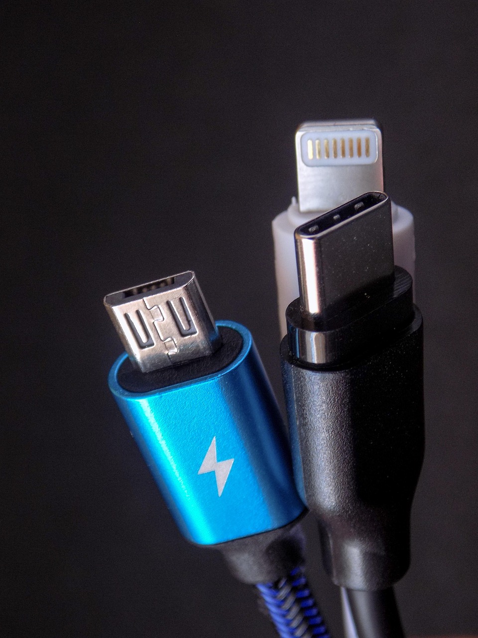 découvrez tout ce qu'il faut savoir sur l'usb-c : ses avantages, ses usages, sa compatibilité et comment il révolutionne la connexion et la recharge de vos appareils électroniques.