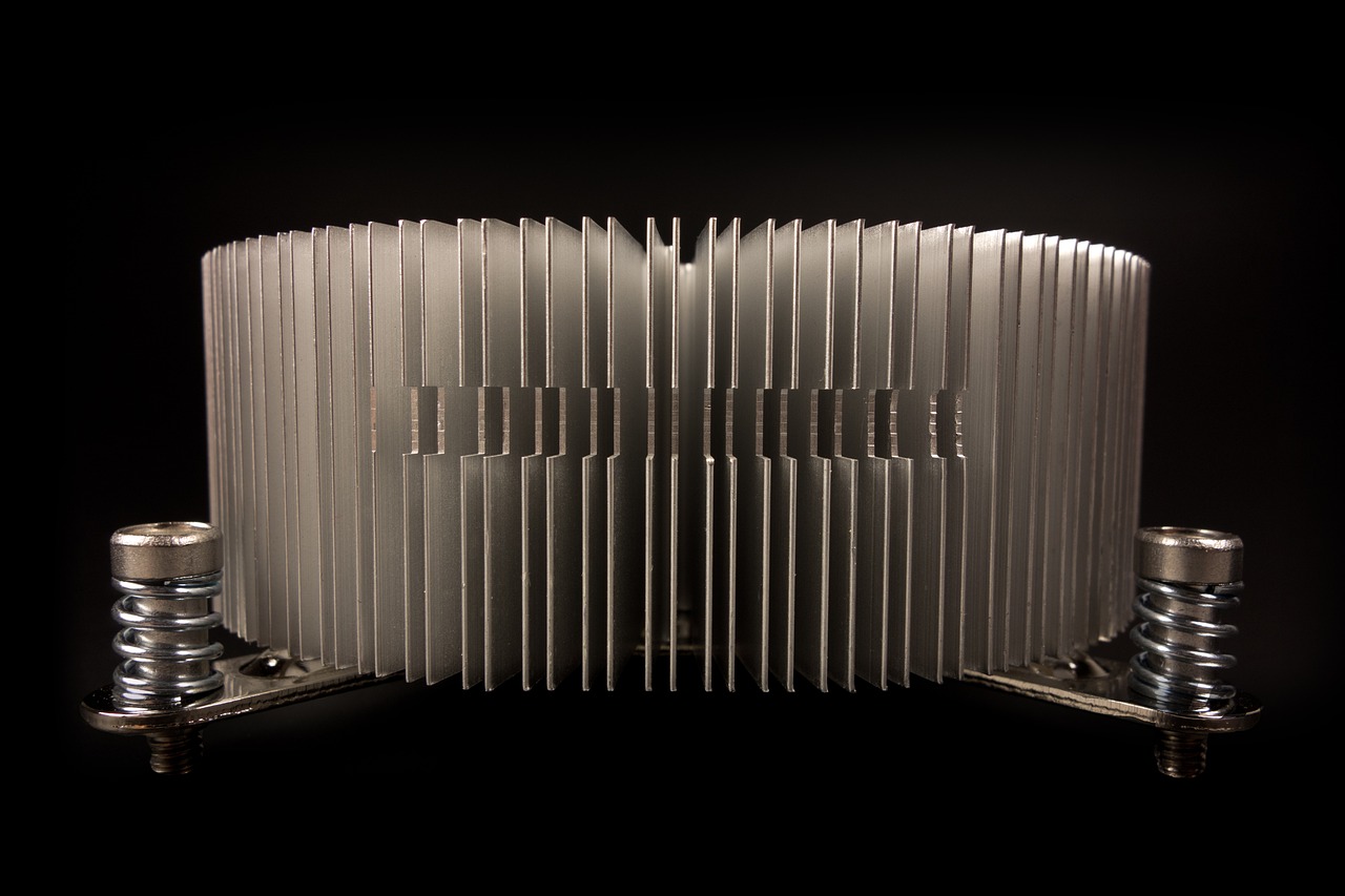 d&eacute;couvrez le meilleur refroidisseur cpu tour pour optimiser la performance et la durabilit&eacute; de votre processeur. profitez d'une dissipation thermique efficace et silencieuse.